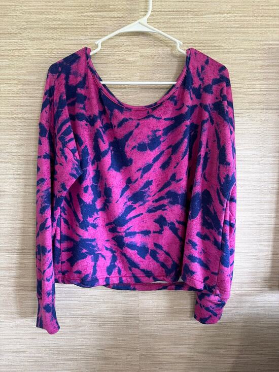 LuLaRoe Tops - LuLaroe Rise wide neck long sleeve top women's size S